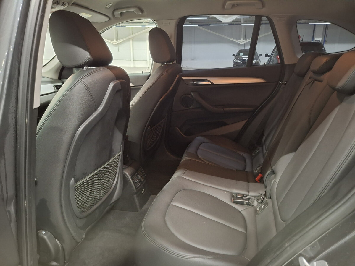 Б/У БМВ Икс1 2019 года. Фото: #11