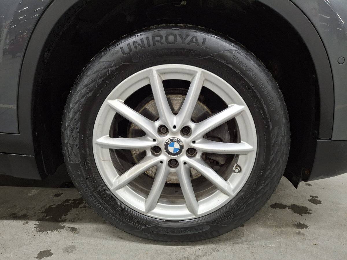 Б/У БМВ Икс1 2019 года. Фото: #17