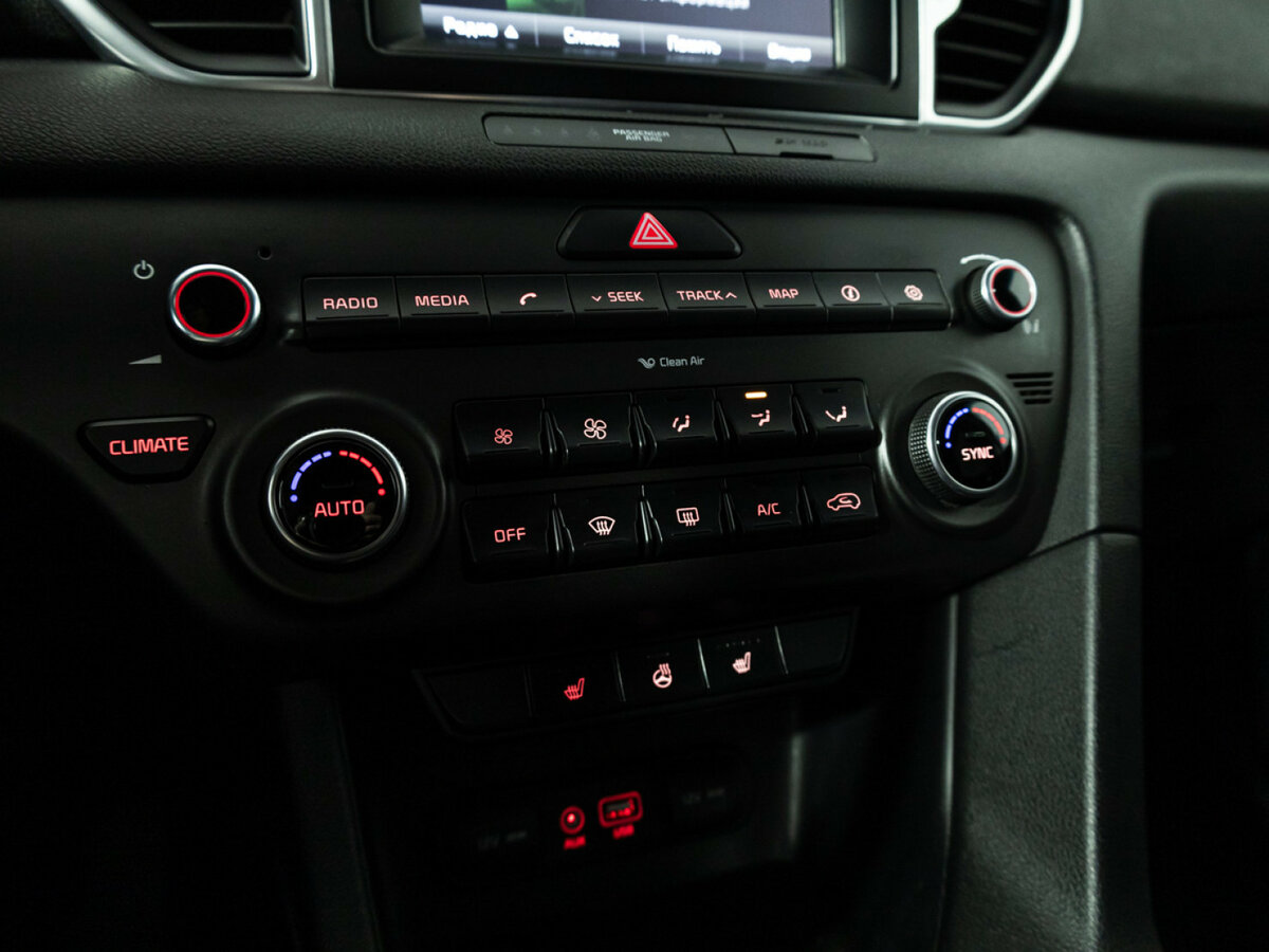 Б/У Киа Спортейдж 2016 года. Фото: #13