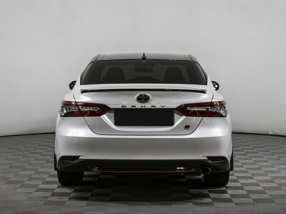 Б/У Тойота Камри 2021 года. Фото: #4