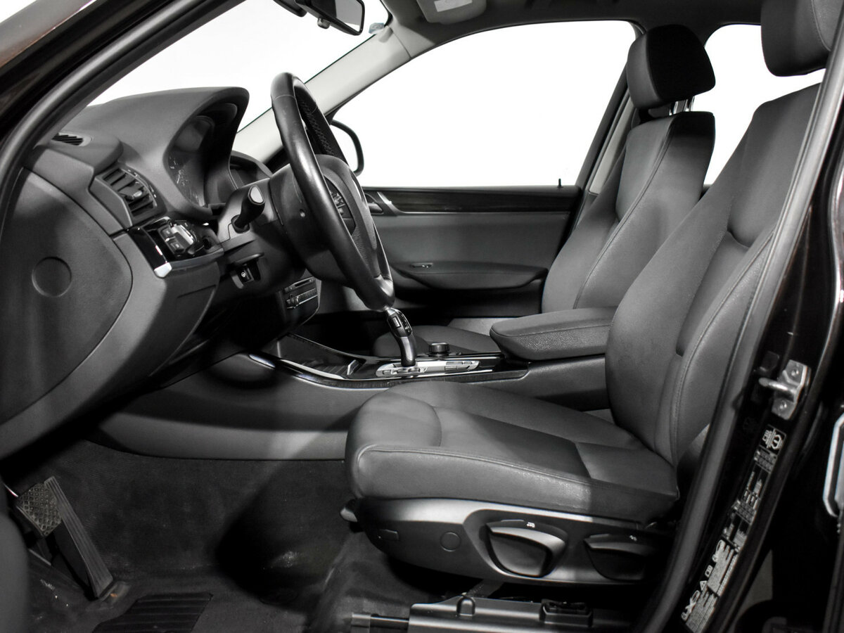 Б/У БМВ Икс3 2014 года. Фото: #9