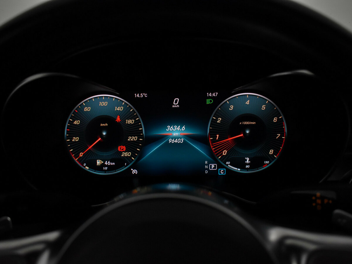 Б/У Мерседес-Бенц Ц-Класс 2018 года. Фото: #17