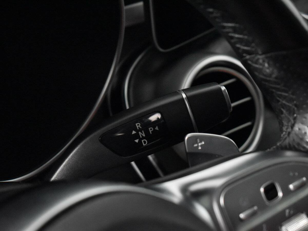 Б/У Мерседес-Бенц Ц-Класс 2018 года. Фото: #18