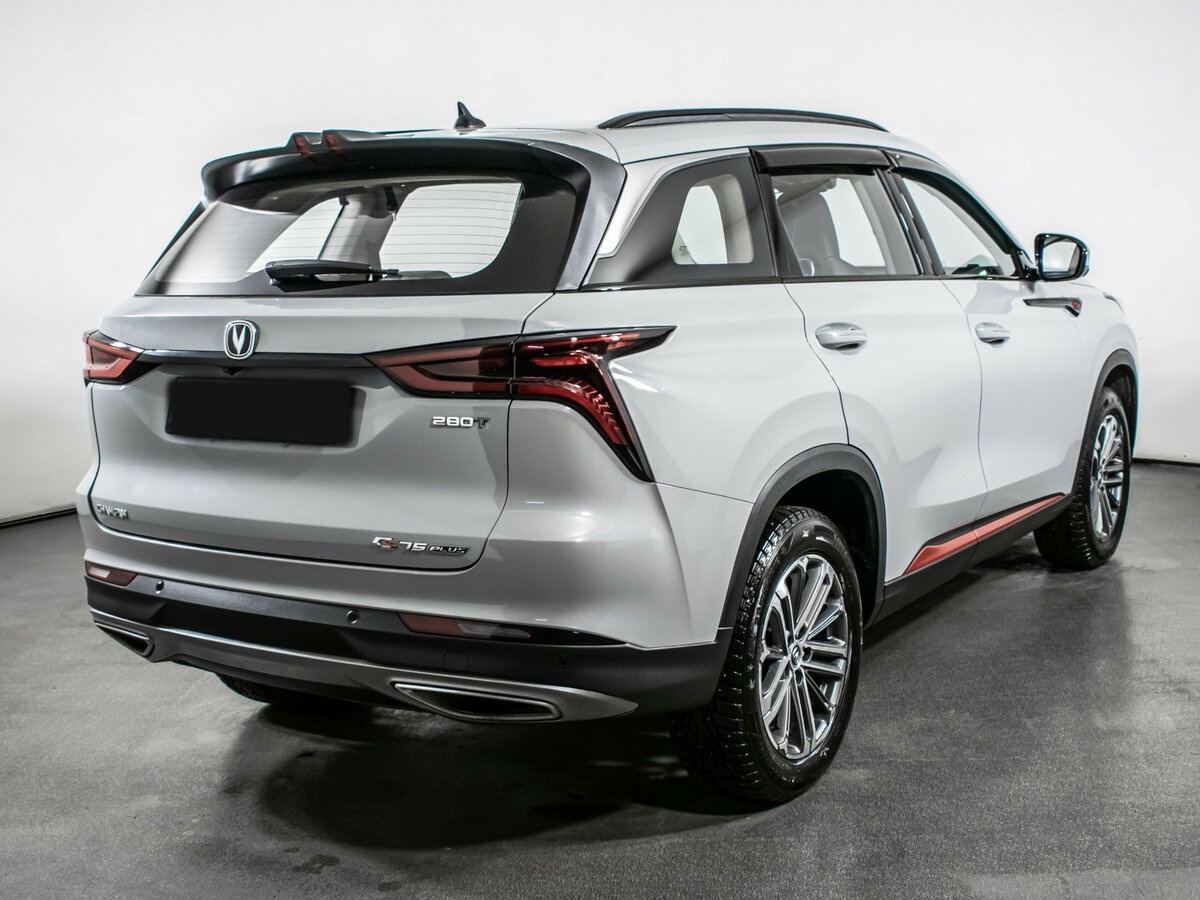 Б/У Чанган CS75 Plus 2023 года. Фото: #4