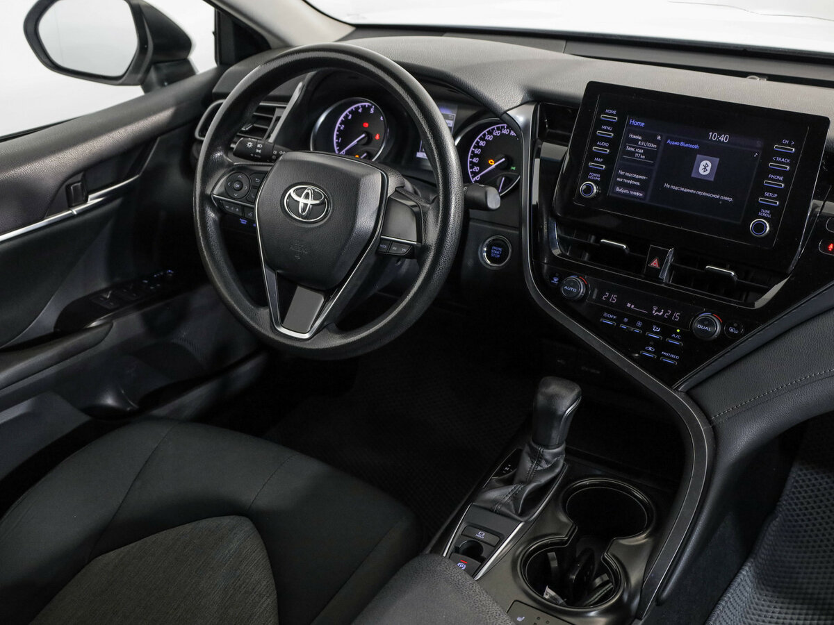 Б/У Тойота Камри 2021 года. Фото: #23