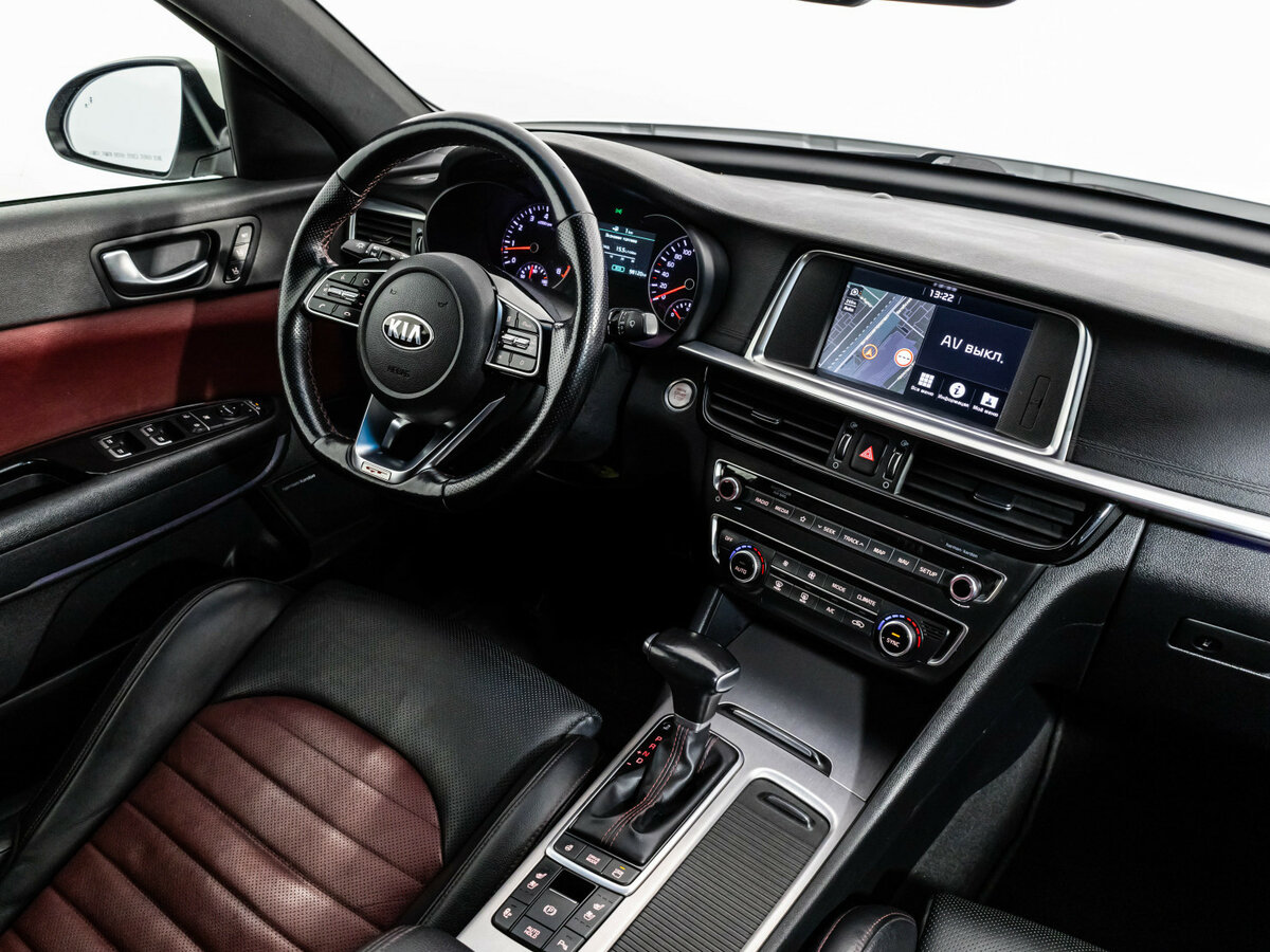 Б/У Киа Оптима 2018 года. Фото: #15