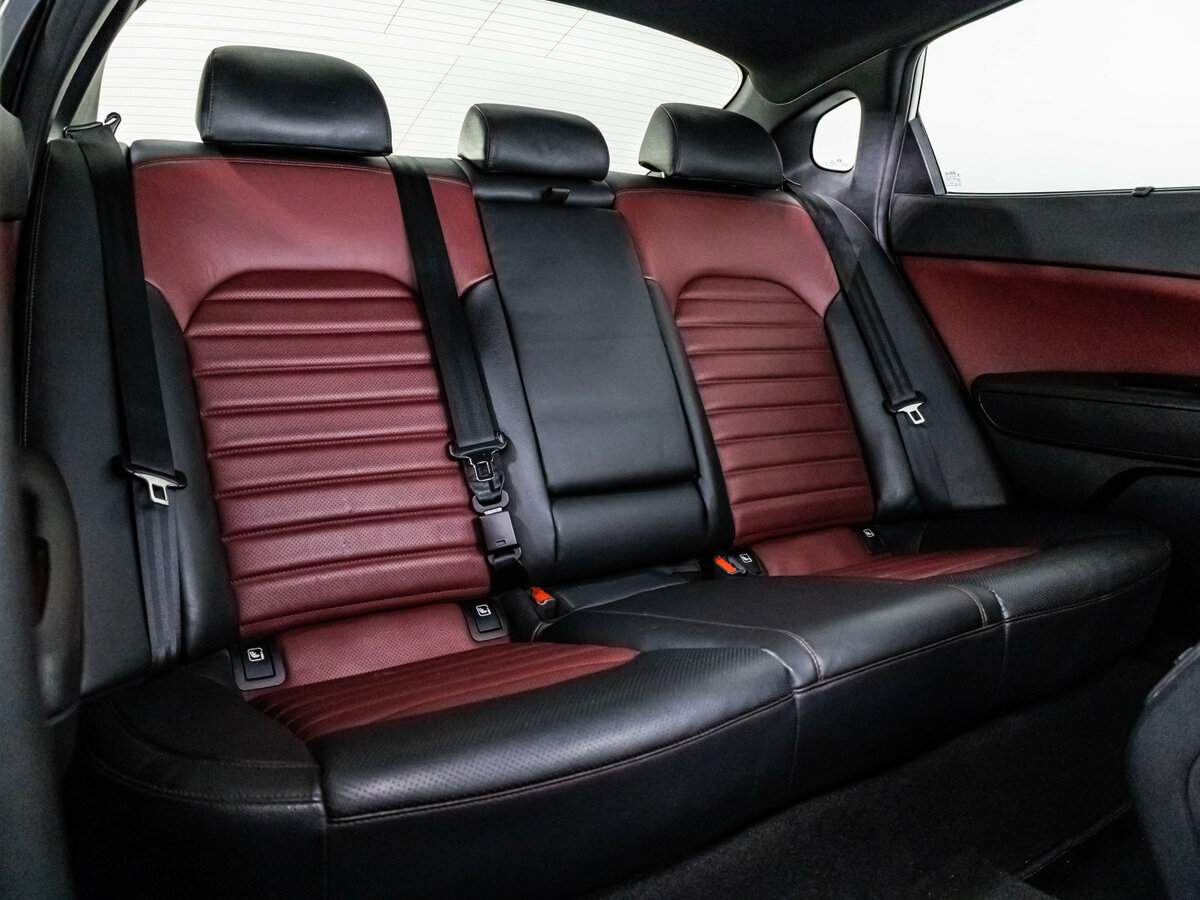 Б/У Киа Оптима 2018 года. Фото: #25