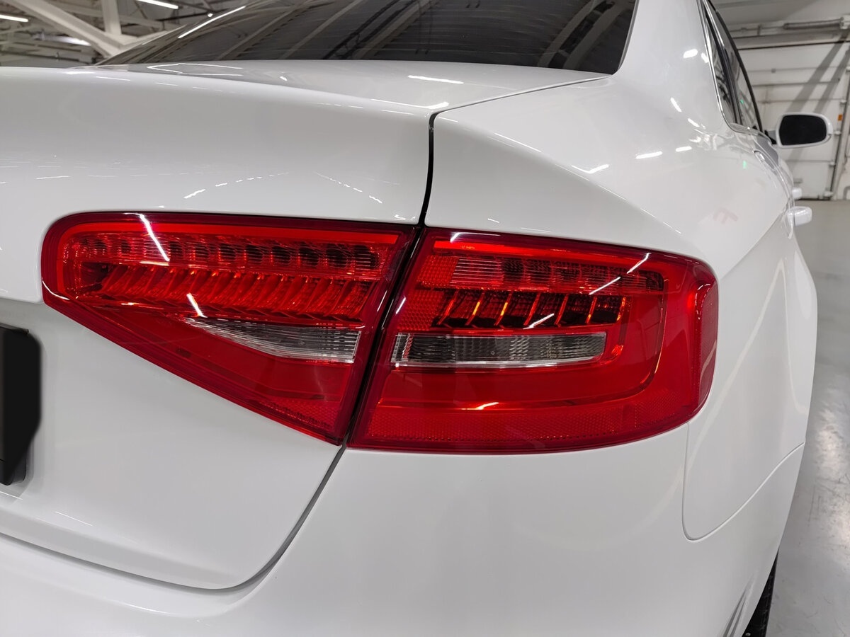 Б/У Ауди А4 2012 года. Фото: #8