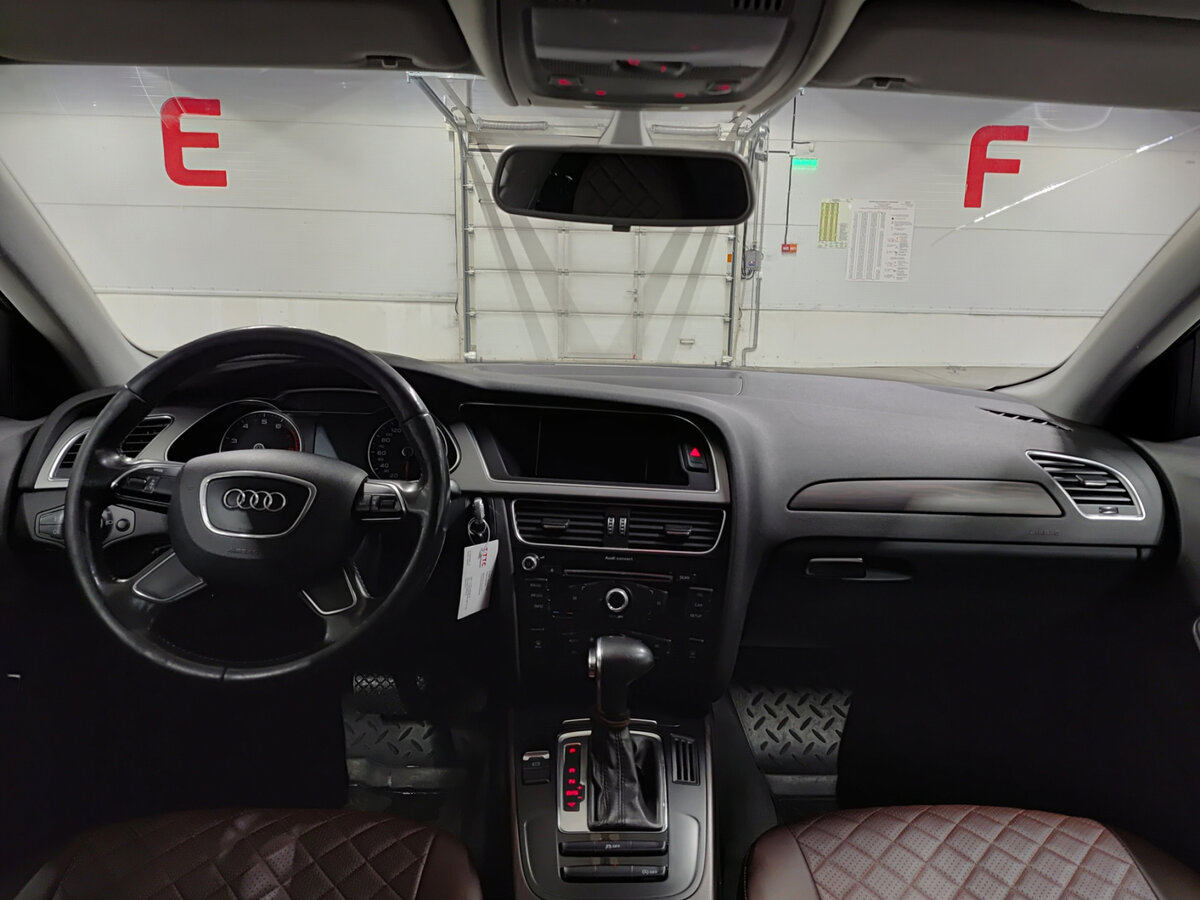 Б/У Ауди А4 2012 года. Фото: #13