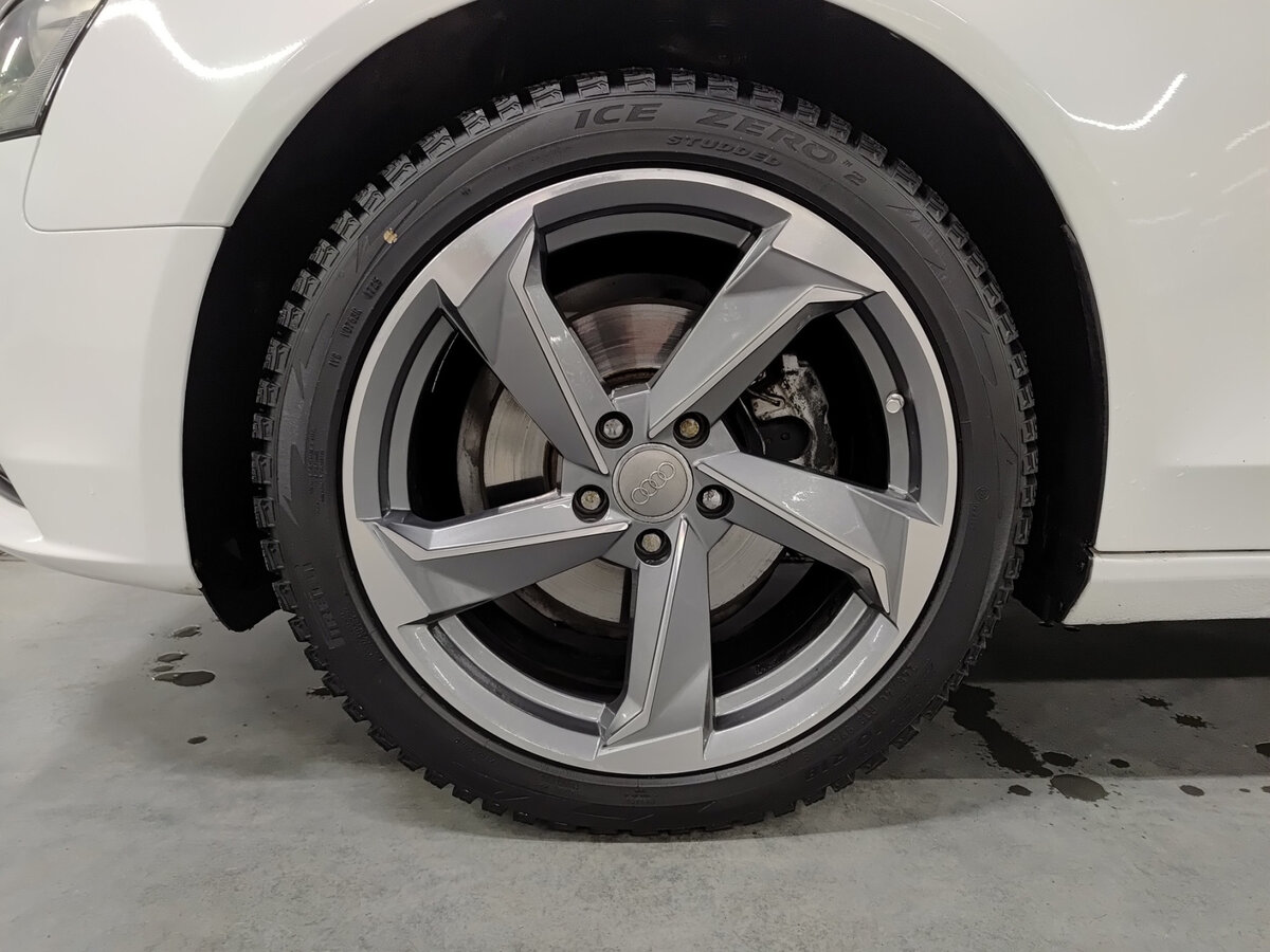 Б/У Ауди А4 2012 года. Фото: #16