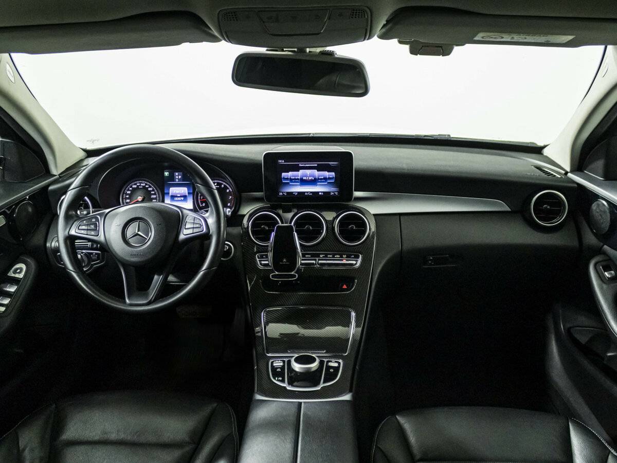 Б/У Мерседес-Бенц Ц-Класс 2017 года. Фото: #11