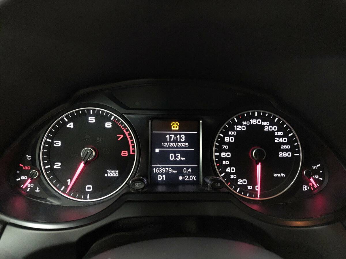 Б/У Ауди К5 2013 года. Фото: #10