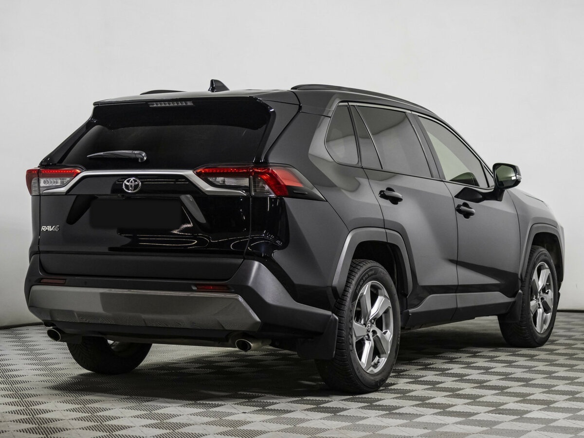 Toyota RAV4 2020 года с пробегом. Фото: #3