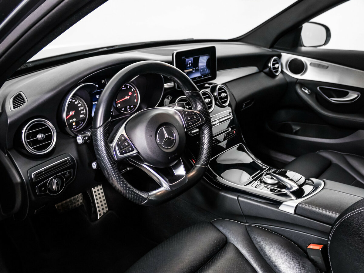 Б/У Мерседес-Бенц Ц-Класс 2016 года. Фото: #16