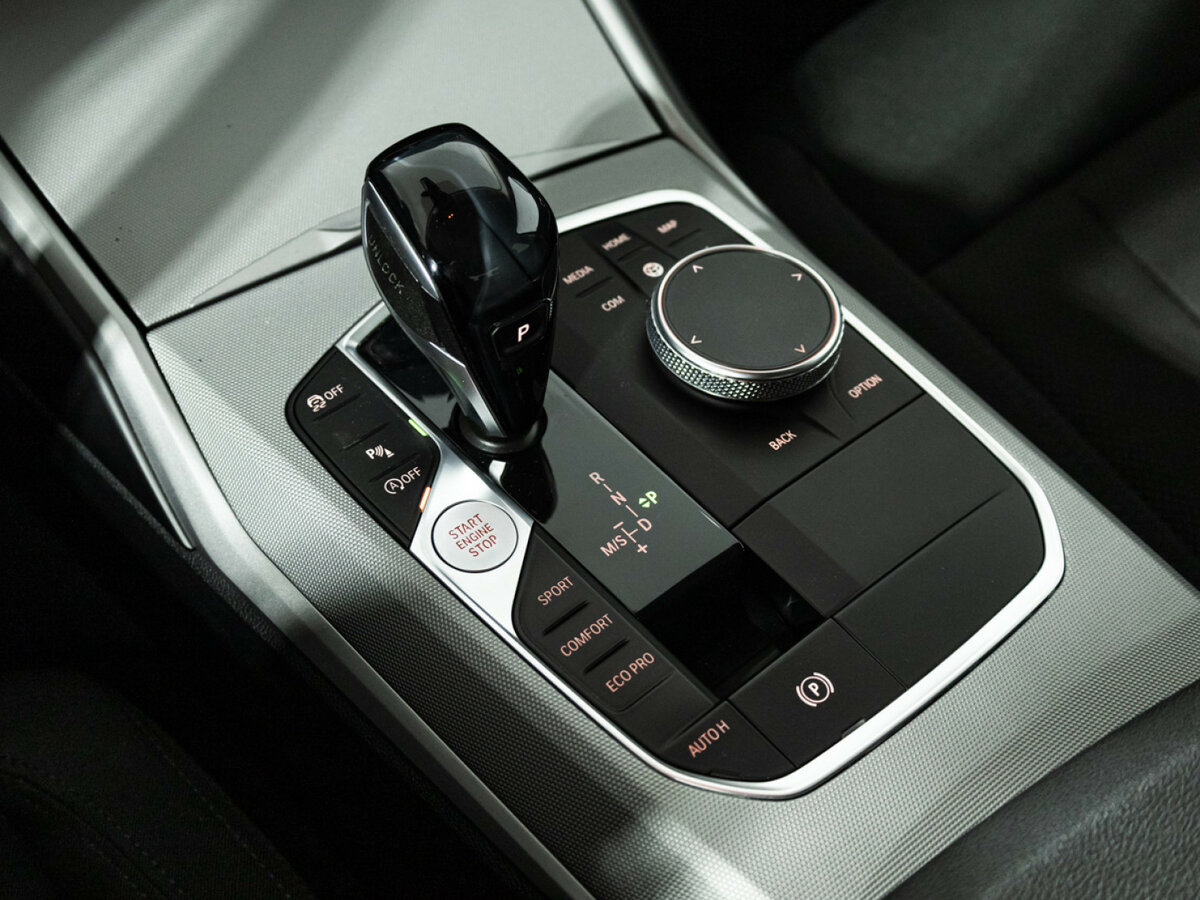 Б/У БМВ 3 серии 2019 года. Фото: #13