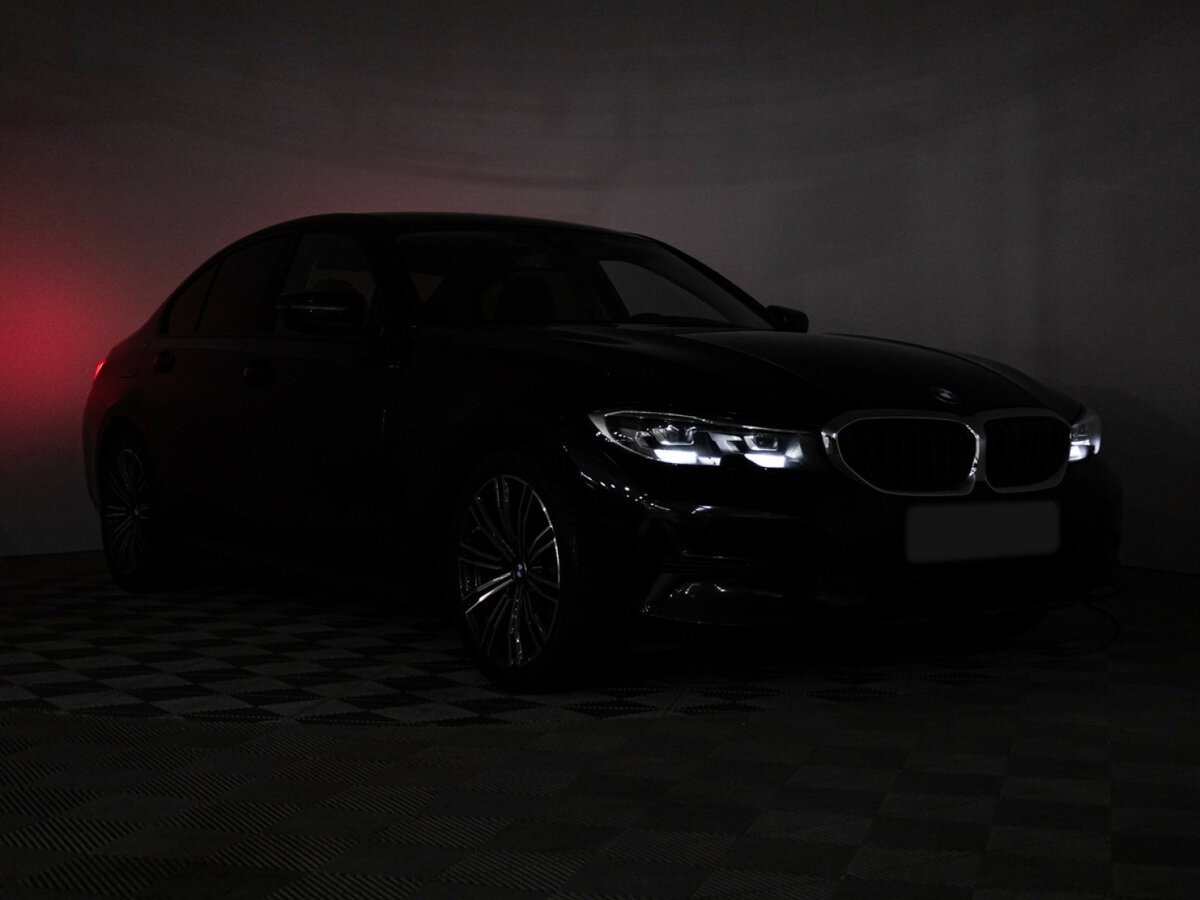 Б/У БМВ 3 серии 2019 года. Фото: #21