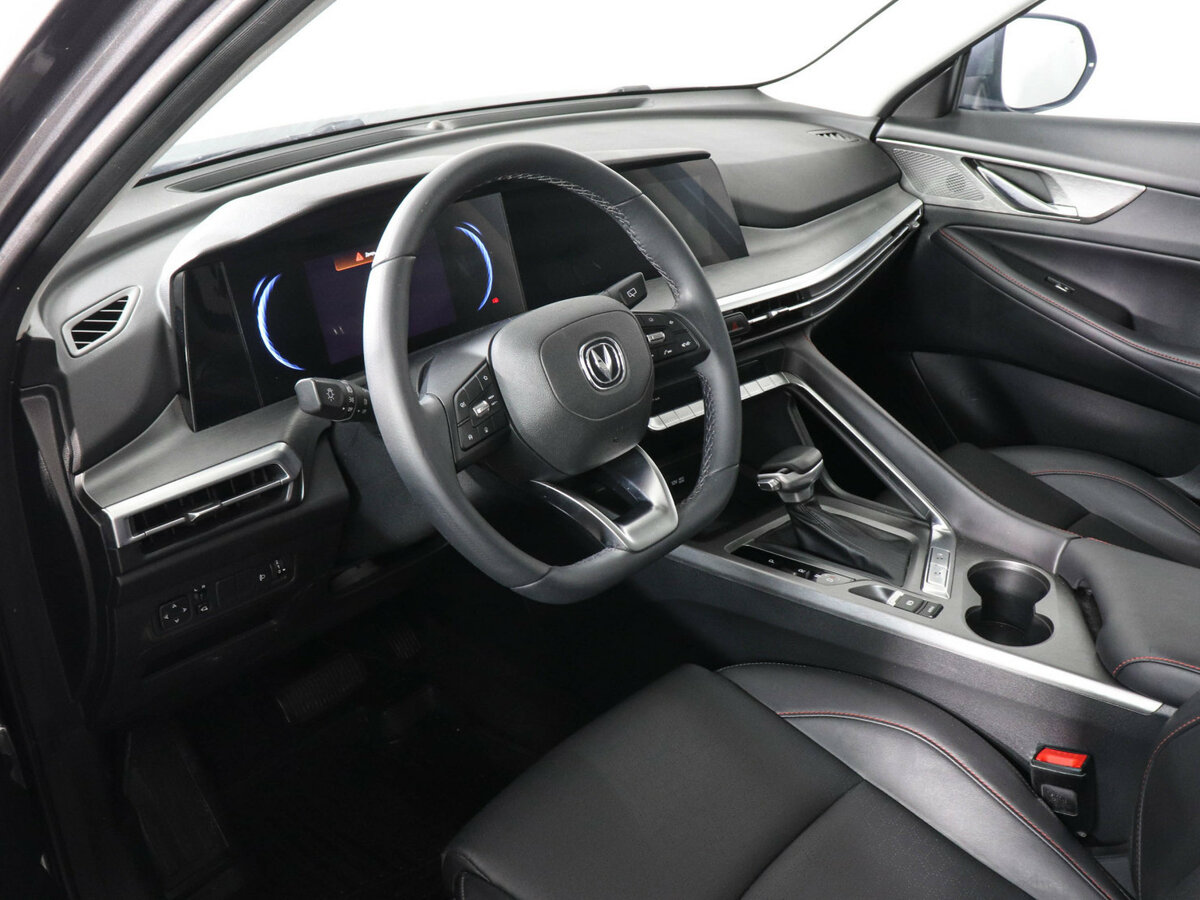 Б/У Чанган CS35 Plus 2023 года. Фото: #8