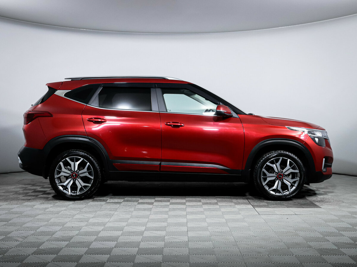 Б/У Киа Сельтос 2021 года. Фото: #3