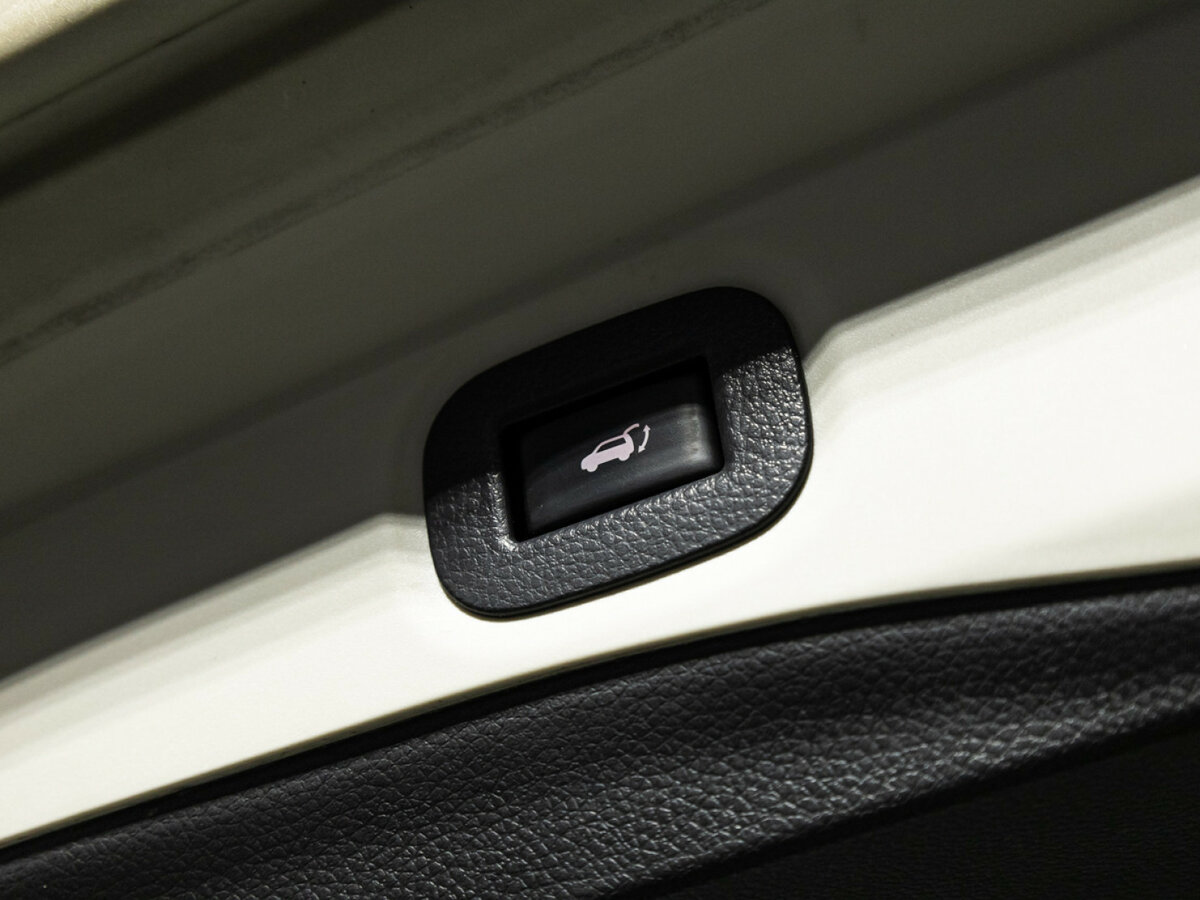 Б/У Ниссан Икс-Трейл 2019 года. Фото: #14