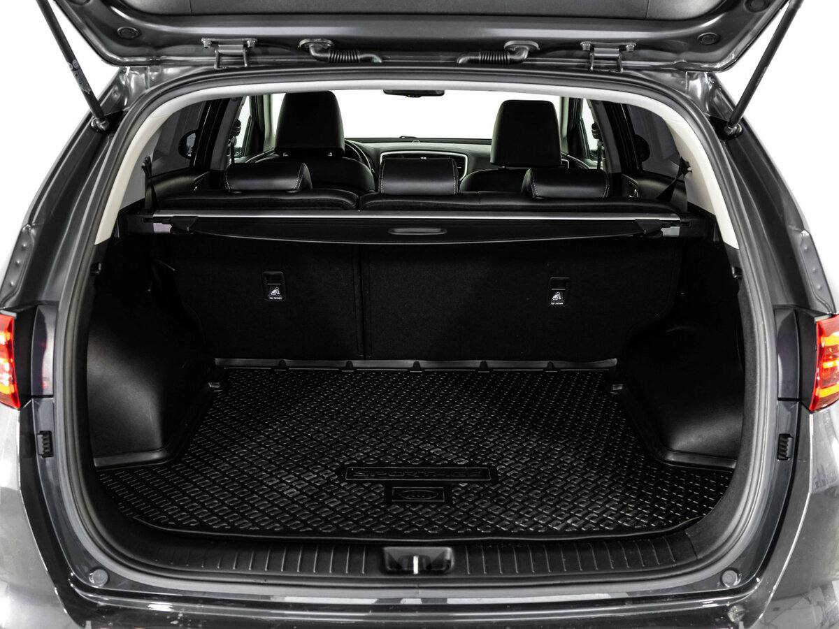 Б/У Киа Спортейдж 2020 года. Фото: #24