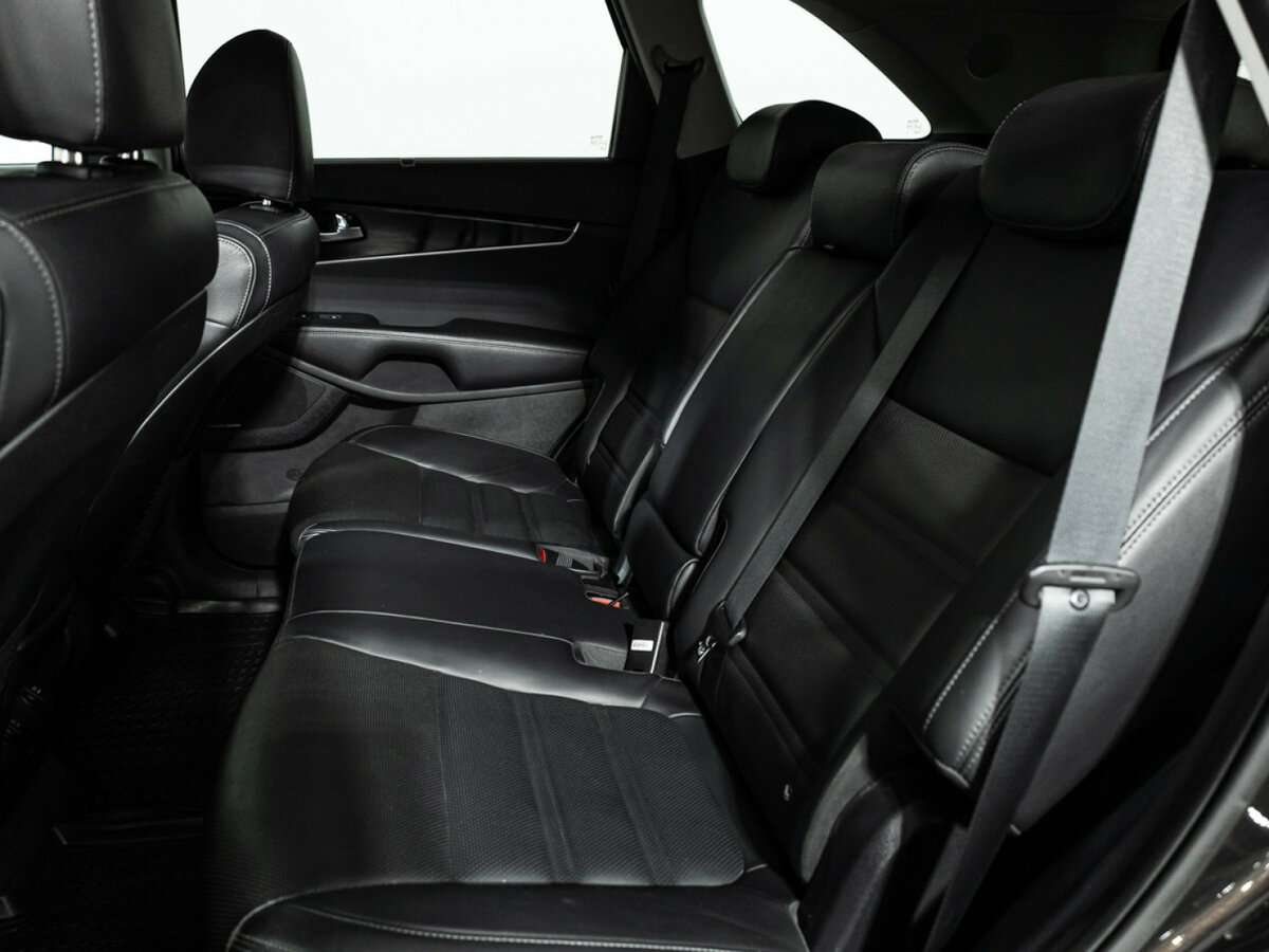 Б/У Киа Соренто 2020 года. Фото: #7