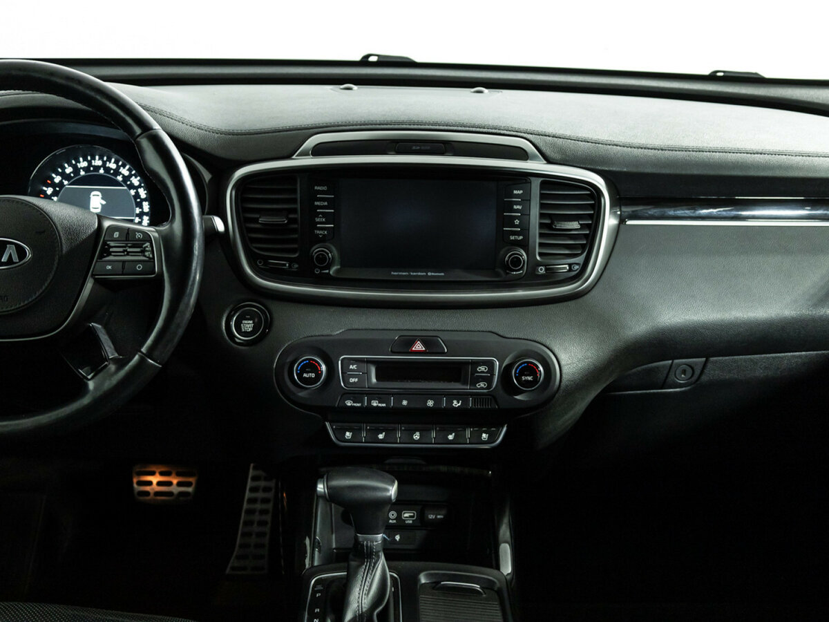 Б/У Киа Соренто 2020 года. Фото: #11