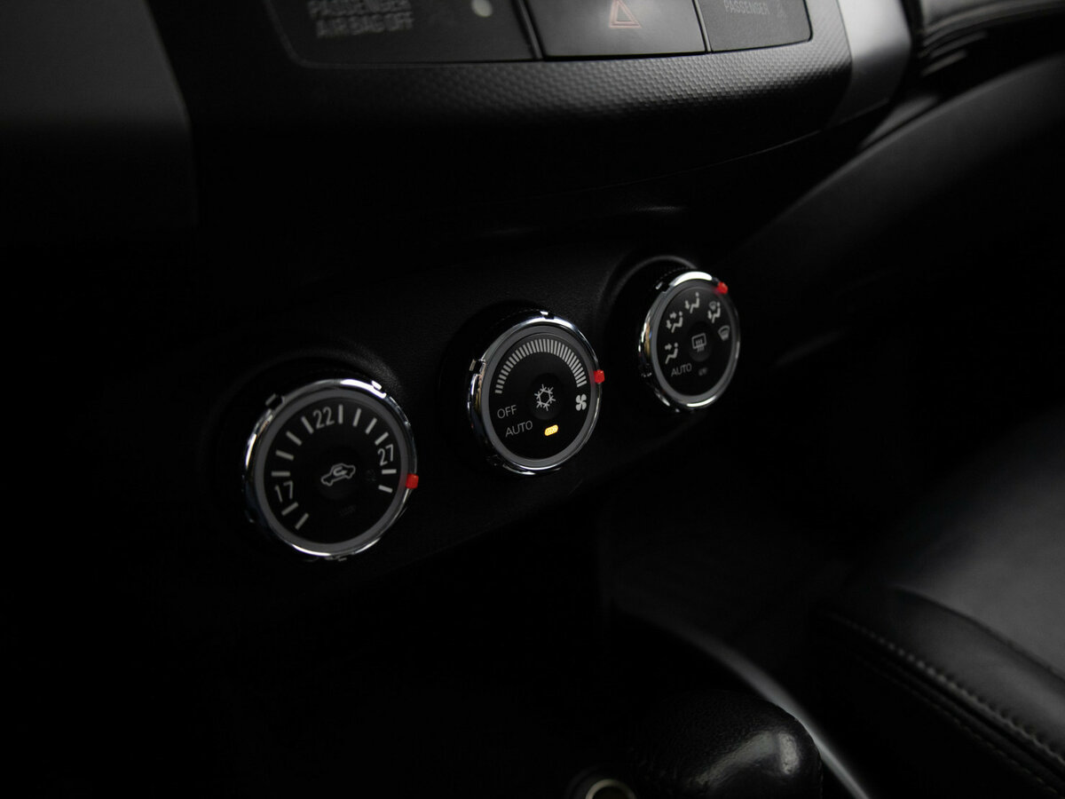 Б/У Пежо 4007 2012 года. Фото: #9