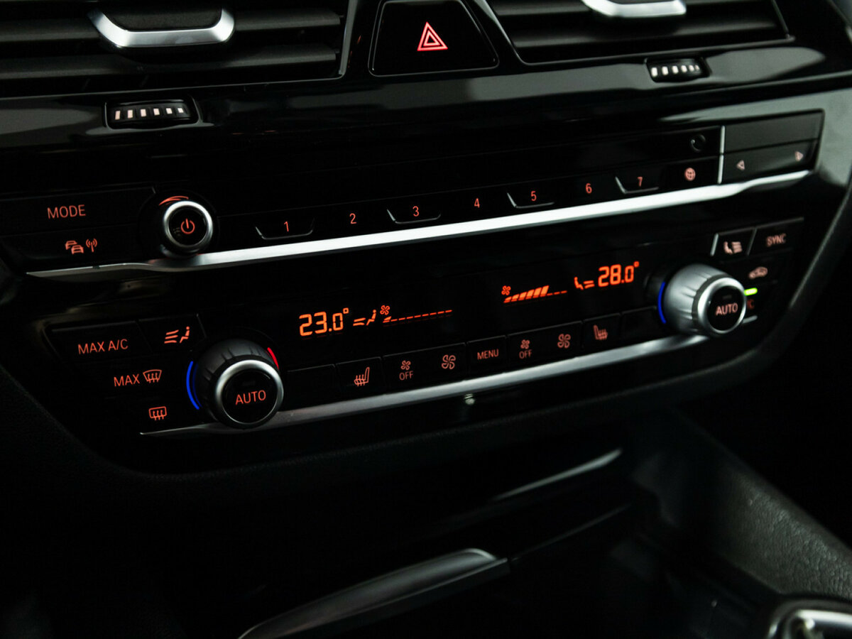 Б/У БМВ 5 серии 2017 года. Фото: #15