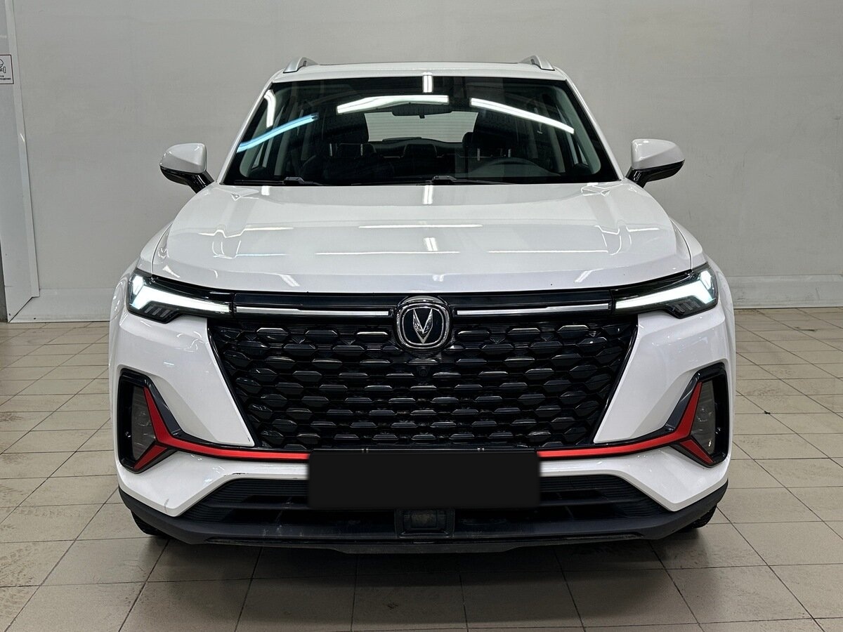 Б/У Чанган CS35 Plus 2023 года. Фото: #1