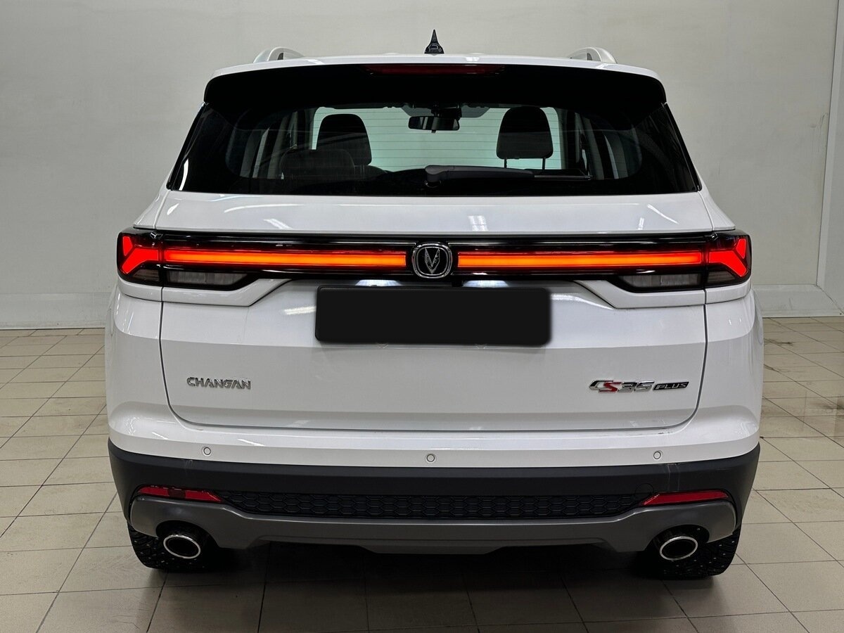 Б/У Чанган CS35 Plus 2023 года. Фото: #2