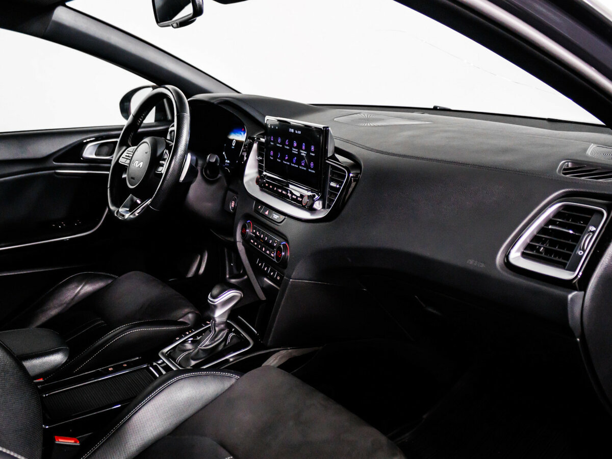 Kia Ceed 2021 года с пробегом. Фото: #7