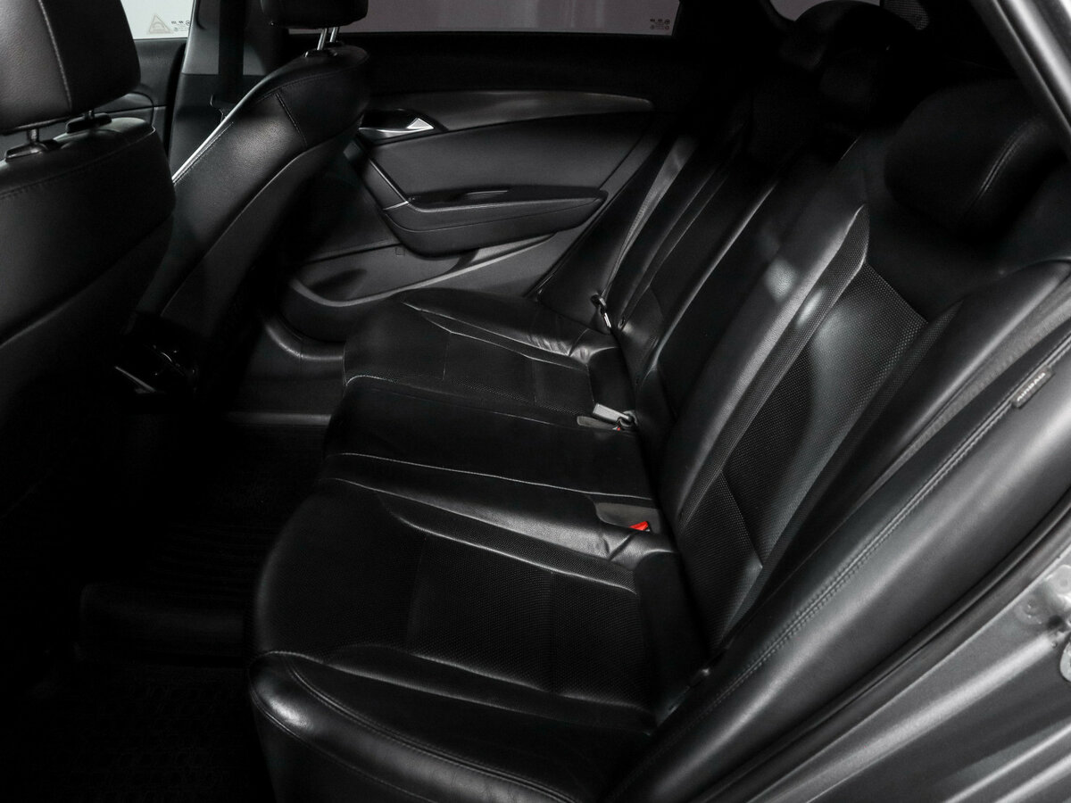 Б/У Хендай ай40 2014 года. Фото: #7