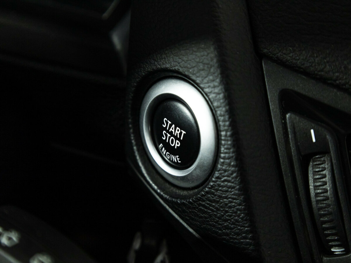 Б/У БМВ Икс1 2014 года. Фото: #15