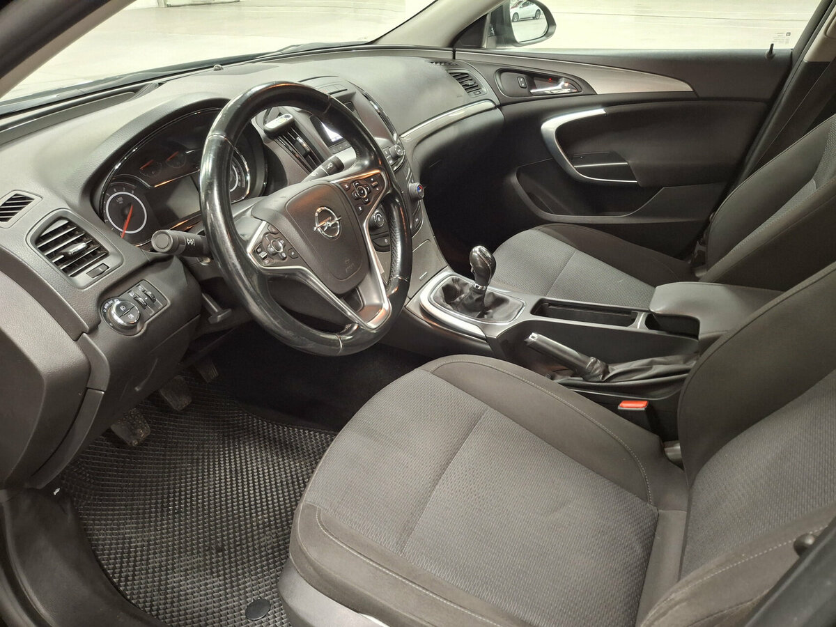 Б/У Опель Инсигния 2013 года. Фото: #15