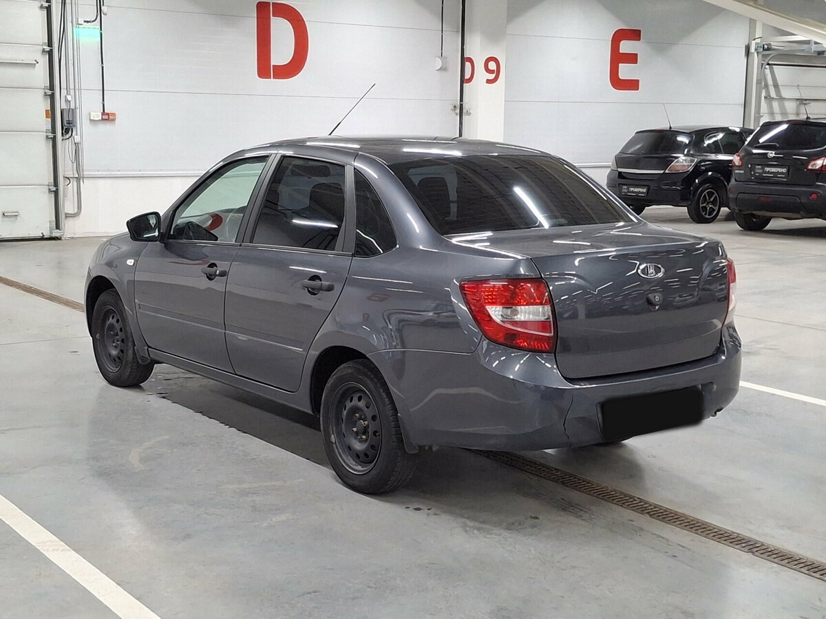 Б/У Лада (ВАЗ) Гранта 2018 года. Фото: #6