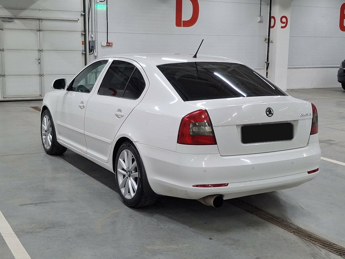 Б/У Шкода Октавия 2012 года. Фото: #6