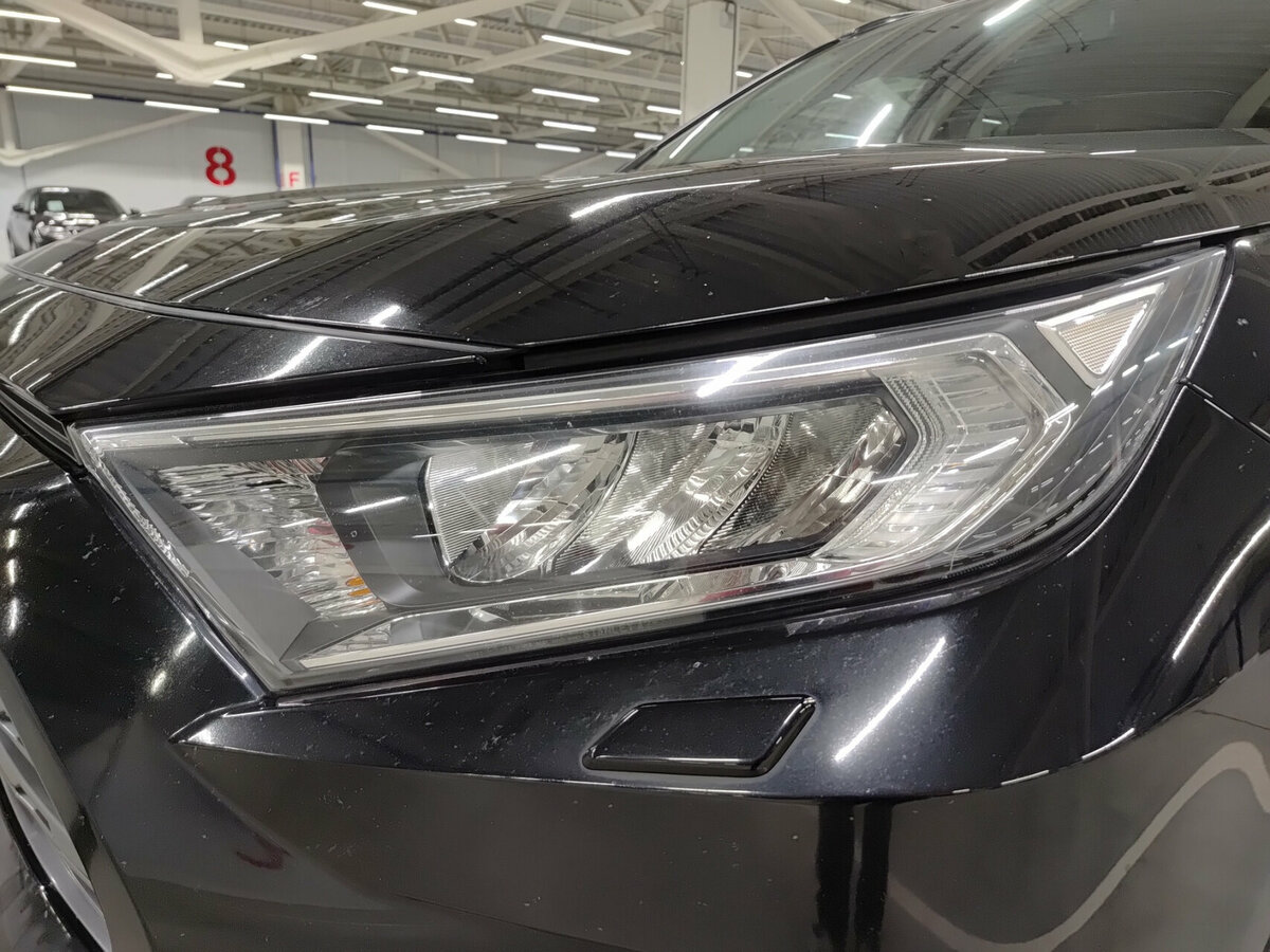 Б/У Тойота Рав4 2021 года. Фото: #16