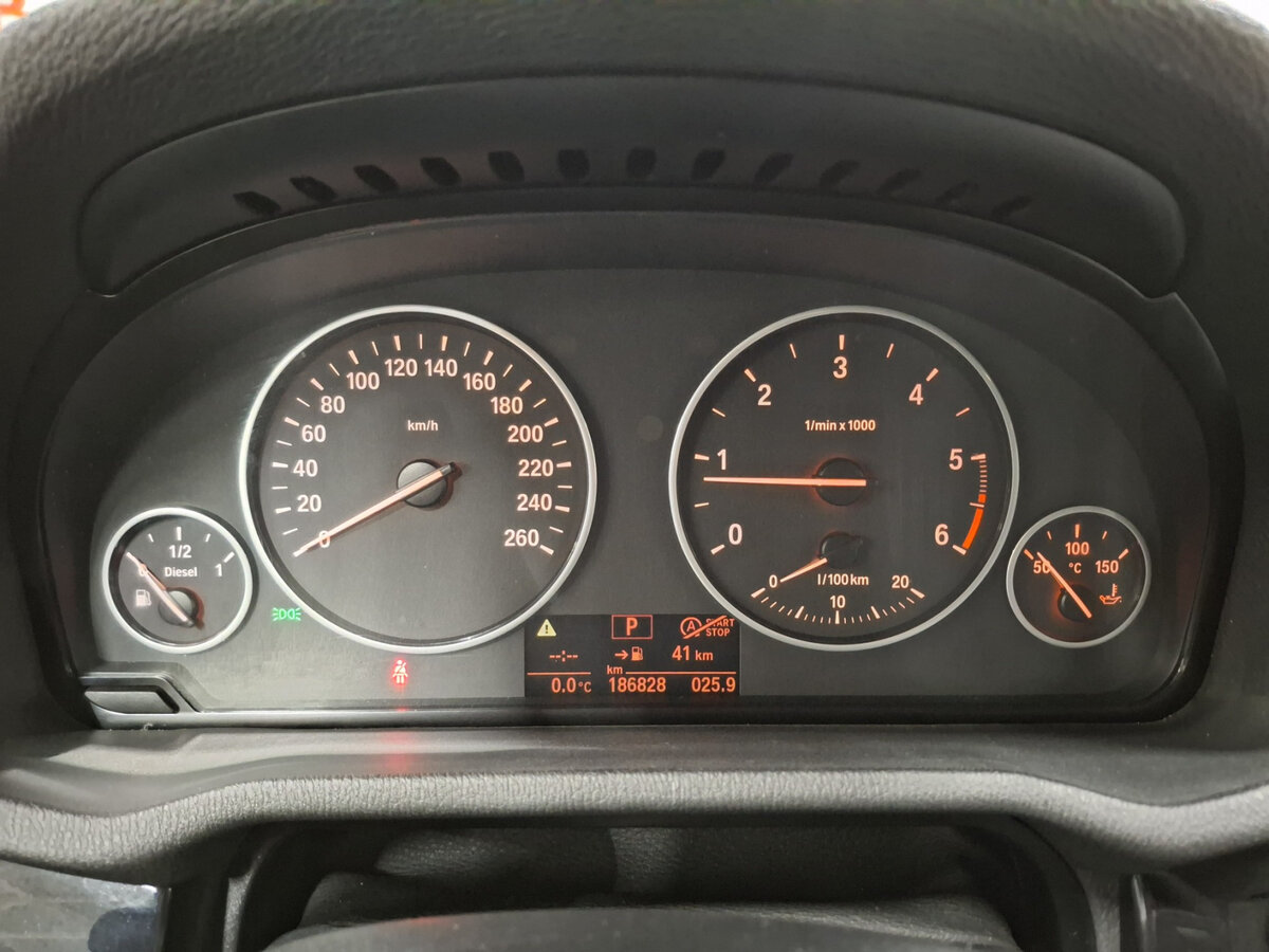 Б/У БМВ Икс3 2013 года. Фото: #12