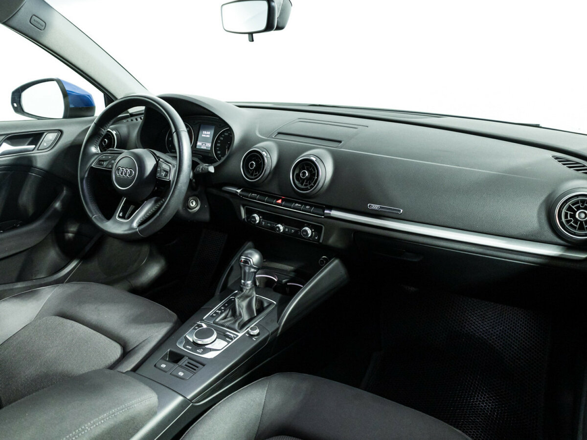 Б/У Ауди А3 2019 года. Фото: #8