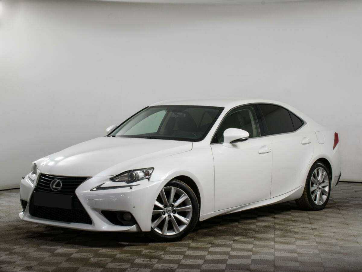 Lexus IS